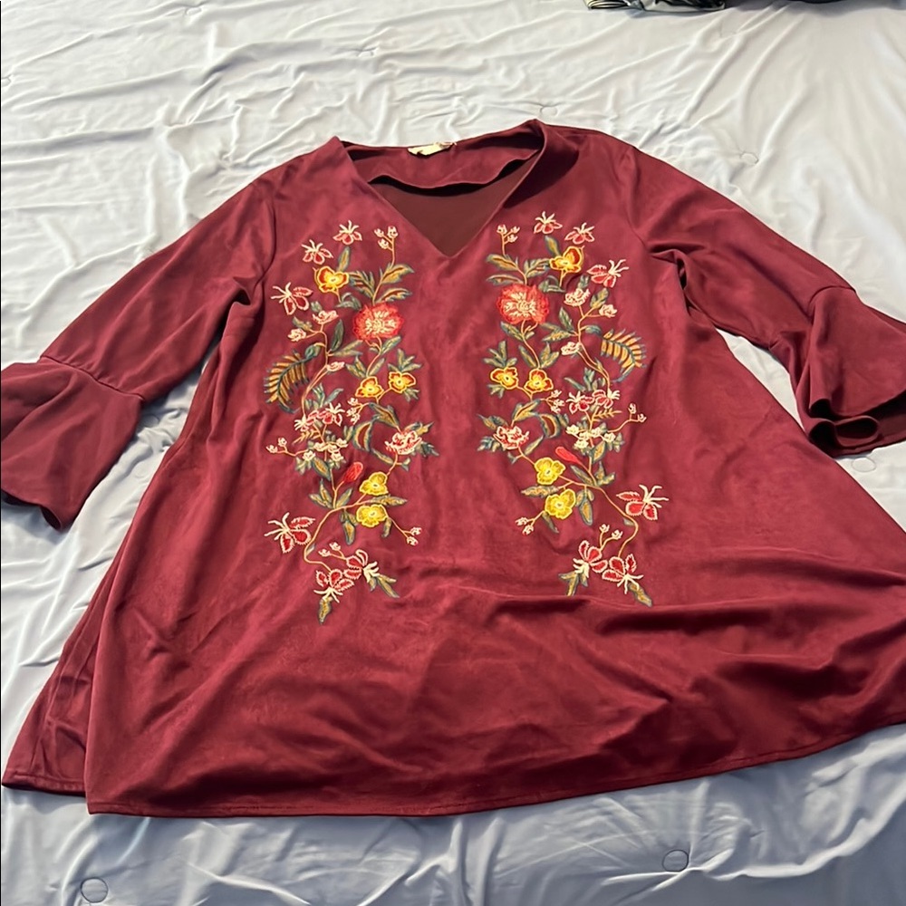 Altar'd State Maroon Graphic 3/4 Sleeve Mini Dress